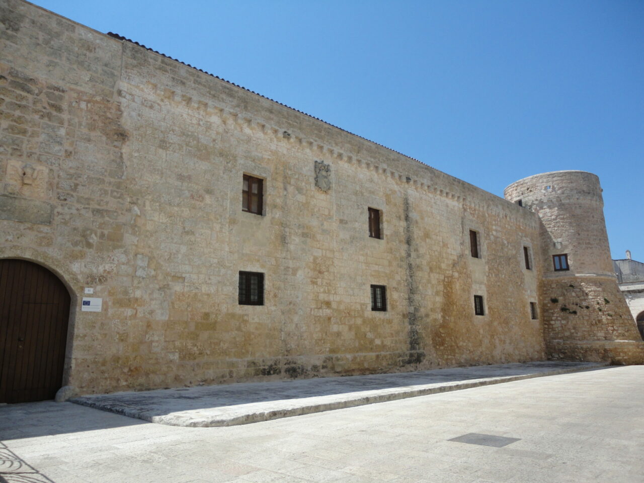 Acquarica del Capo, storia e leggenda di un paese liquido 11 Castello medievale di Acquarica del Capo scaled 1 scaled